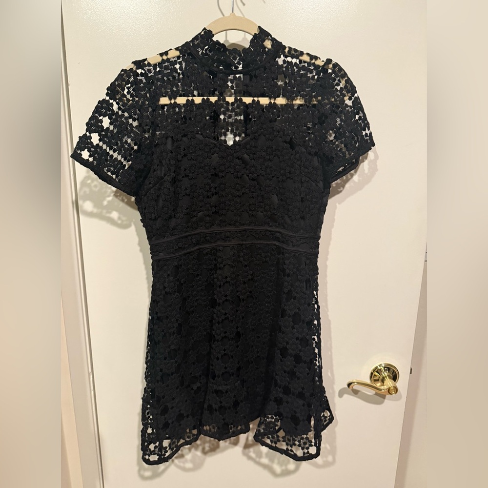 Black Aqua short lace dress